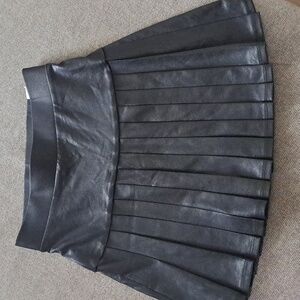 Carter's KID Black Pleated Skirt Size S (6/7).